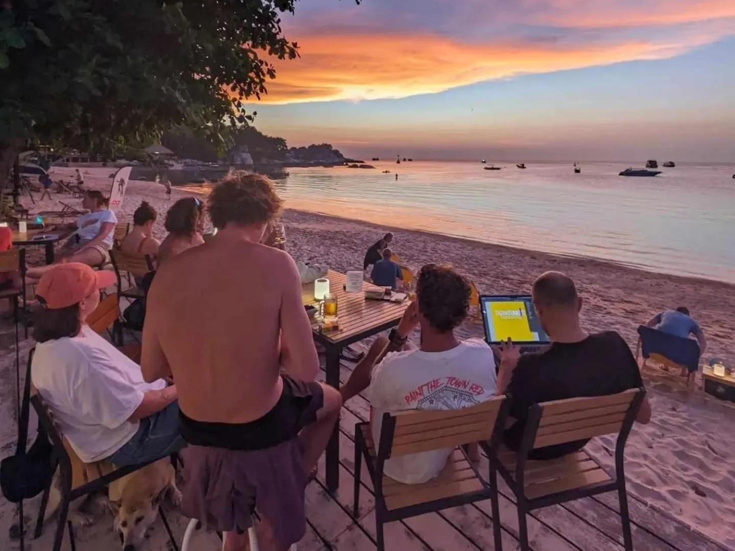 Goodtime Utopia Guesthouse كو تاو
